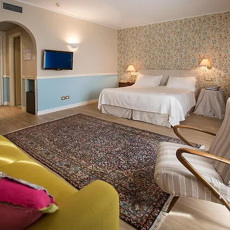 Hotel Regina Adelaide