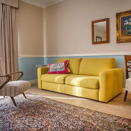 Regina Adelaide Hotel