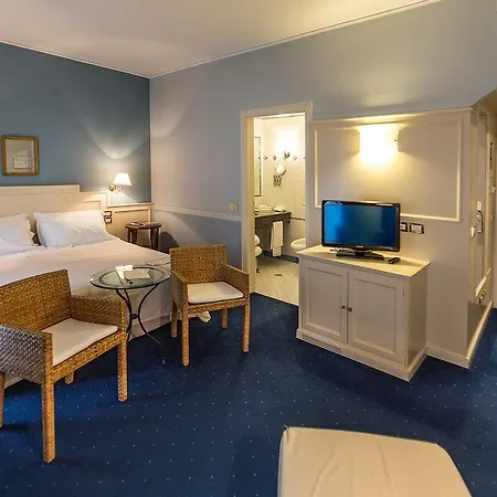 Hotel Regina Adelaide